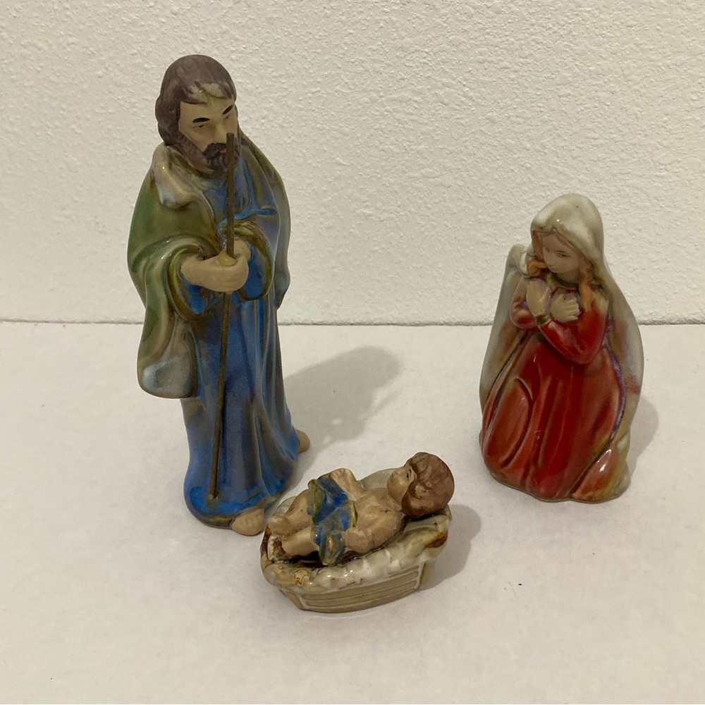 Ceramic Nativity Figurines 3 Piece Set Joseph Mary Baby Jesus Christmas Holiday